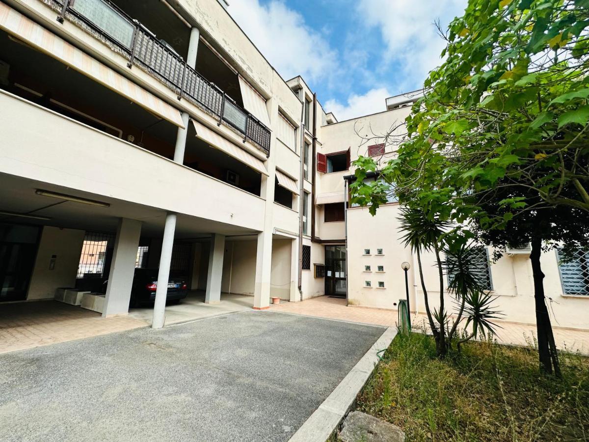 Ferienwohnung Relax Mariotti Fiumicino Exterior foto